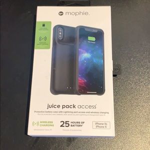 Mophie iPhone Battery charger case, iPhone XS